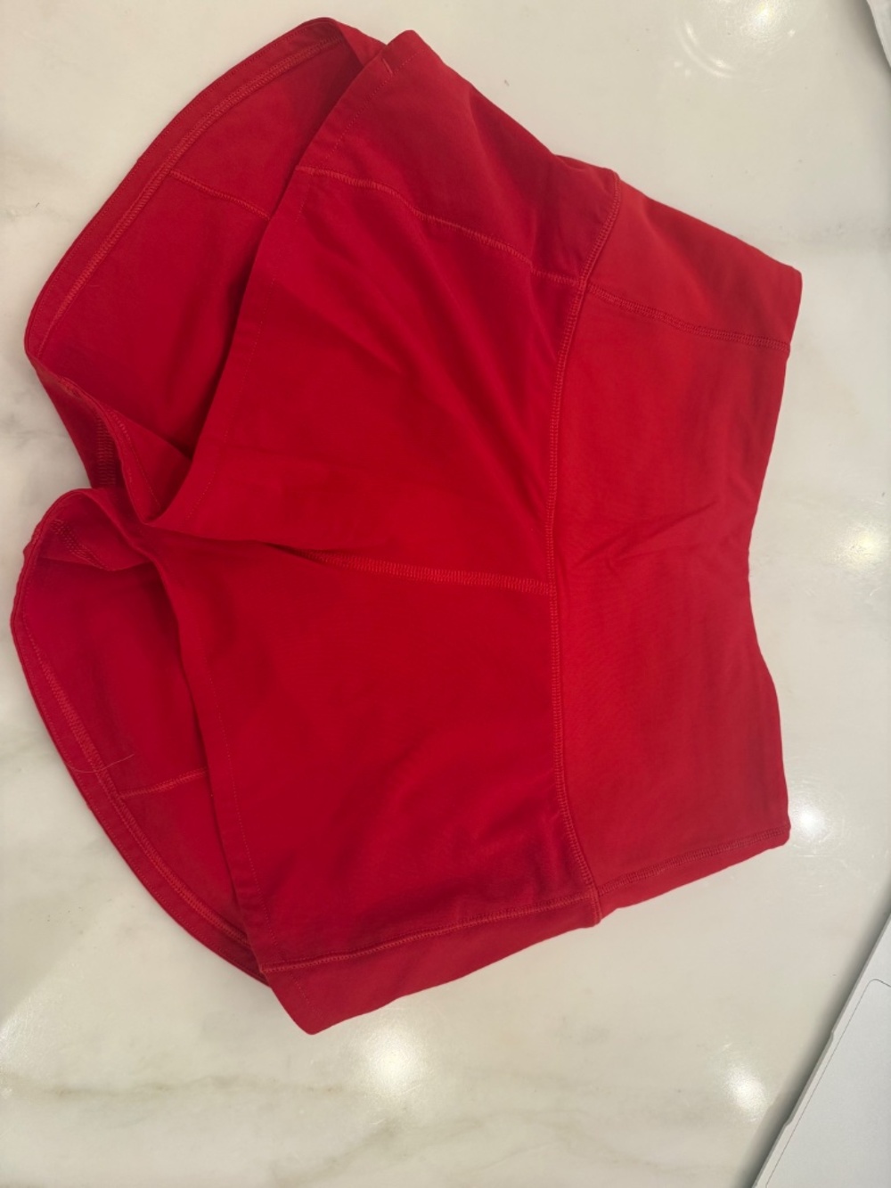 Lululemon Speed Up HR Short 2.5" Lined, Red - Picture 2 of 3